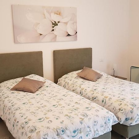 Le Betulle Apartment เวโรนา ภายนอก รูปภาพ
